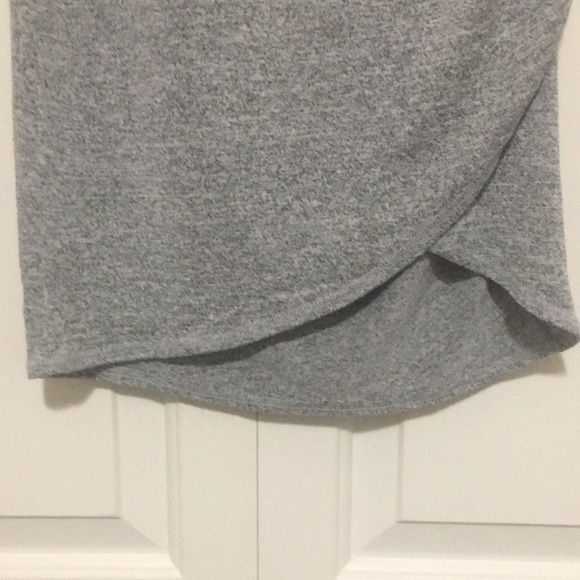 Aritzia- Wilfred Free Skirt - Picture 3 of 6